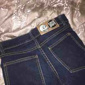  - Supersnygga, tighta cheap monday jeans, tyvärr alldeles för tighta för mig</3   Kan skicka eller mötas upp
