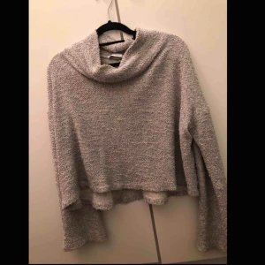  - Mysig tröja från mango