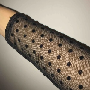  - Fin och helt ny bodys! bara har provat. Storlek kan passa badå 36, 38                                                                           Mer frågor - PM 