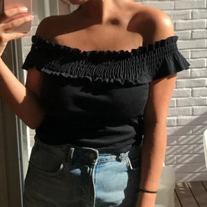 Topp - Svart topp storlek S.