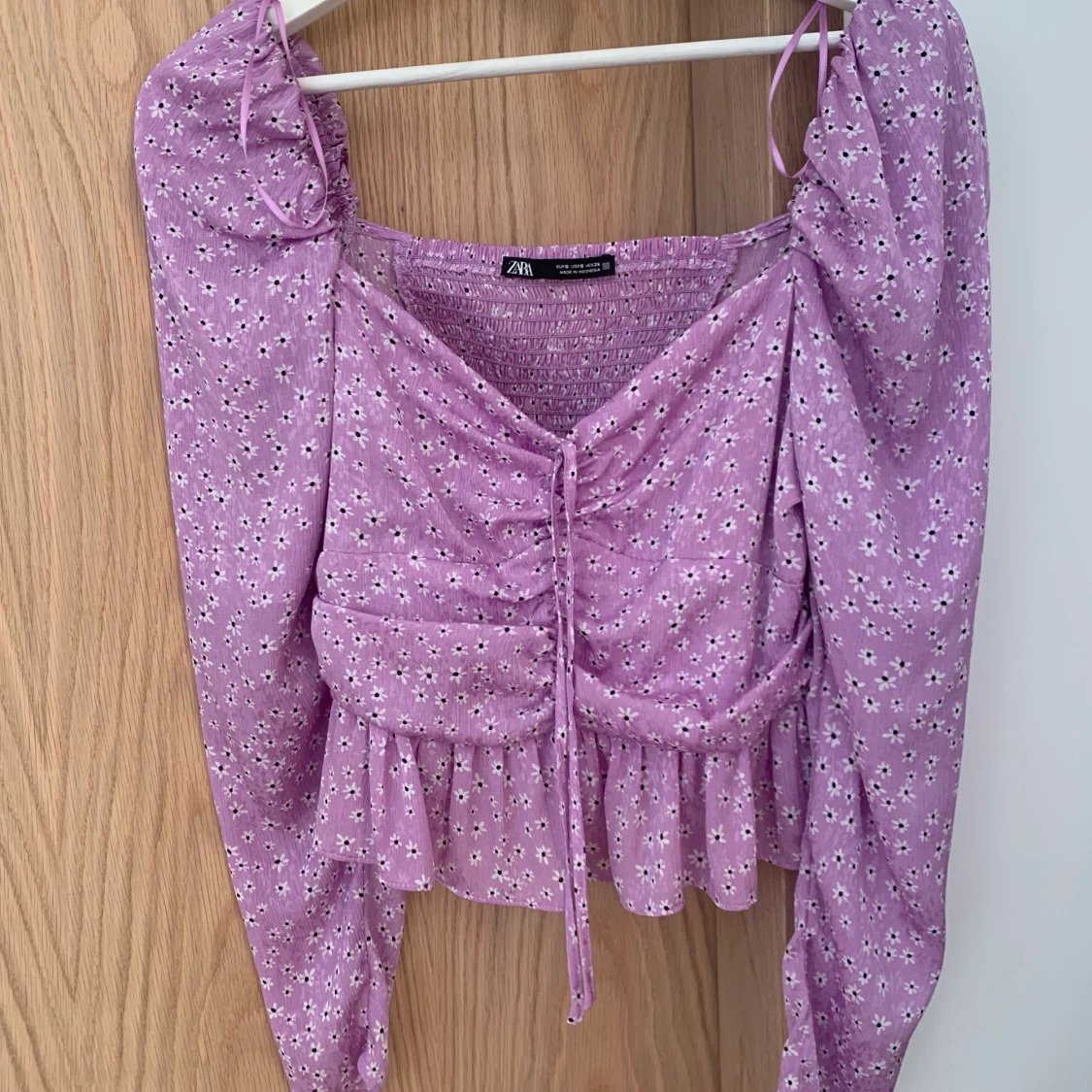 Topp/blus från zara strl xs/S