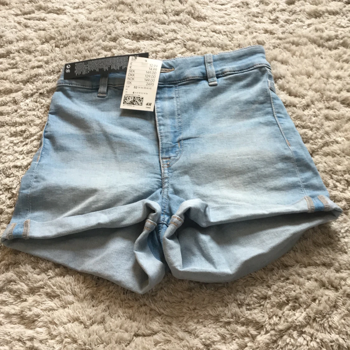 Jeansshorts från H&M - 90