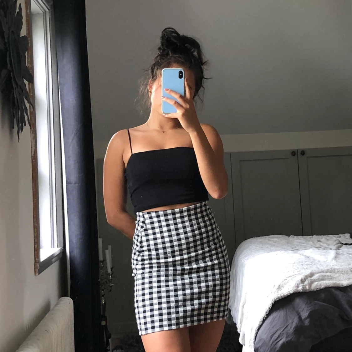 Fin rutig tajt stretchig kjol