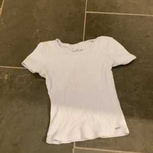 Ljusblå topp!  - Stickad ljusblå topp i storlek XS 