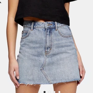 Topshop kjol - Säljer denna kjol då den inte passar mig.