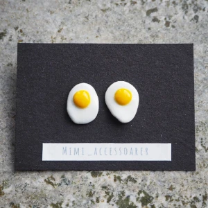  - handgjorda örhängen (nya)