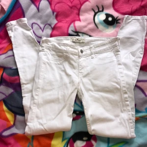  - Hollister gott skick w23