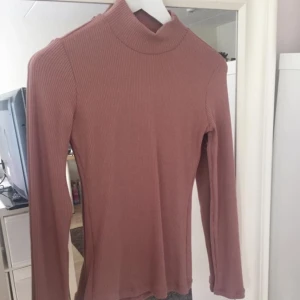  - Polotröja från chiquelle! Aldrig använd