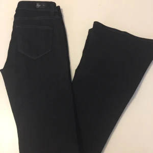  - Paige Lou Lou storlek 26 aldrig använda säljes 