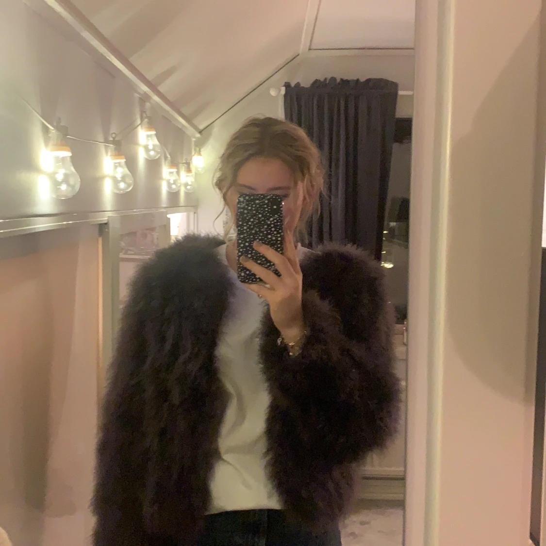 Grå Hollies jacka storlek S. Använd 2 gånger.