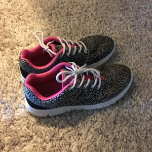  - Tränings skor 
