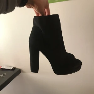  - Köpta från scorett för 600kr bara använda en gång, säljer för att rensa garderoben 😊