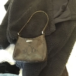  - Vintage väska från NINE WEST