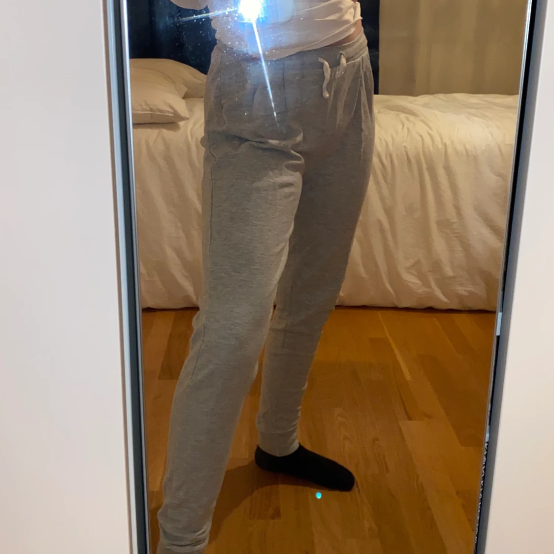 Gråa mjukisbyxor - 90