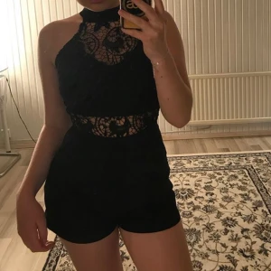 Playsuit  - Fin playsuit använd få gånger!