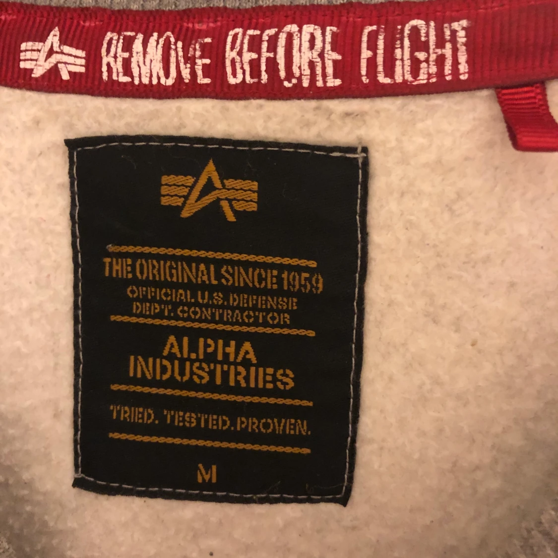 Grå alpha industries sweater strl M - 91