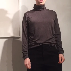  - Fin polo från Uniqlo +35 för frakt