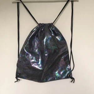  - Gympapåse i holocrome. Aldrig använd 