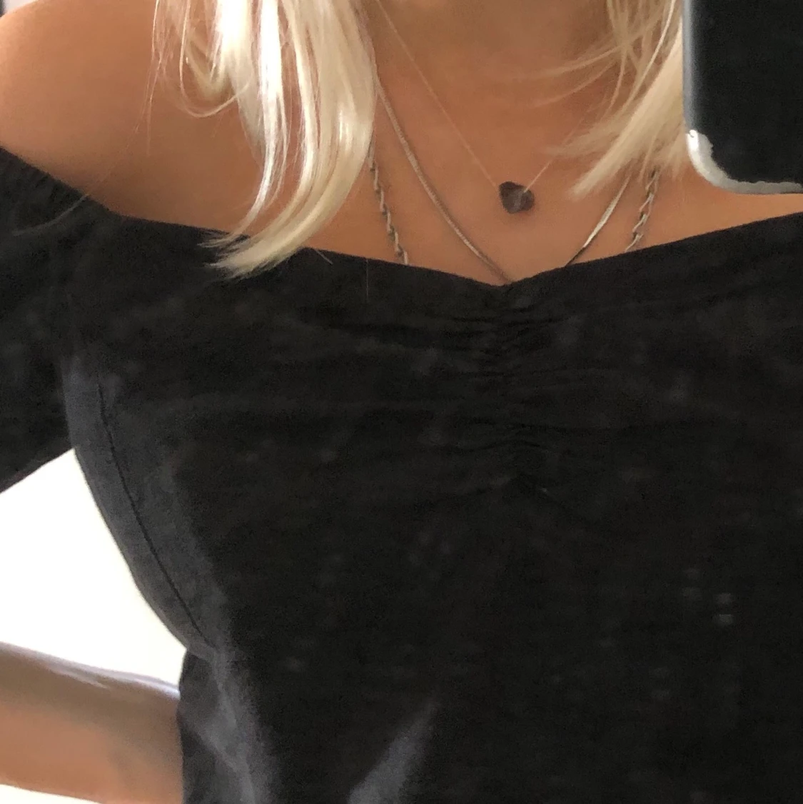 Tröja med puffarmar - 91