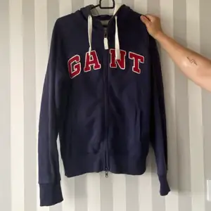 Vintage Gant hoodie i bra skick                                   