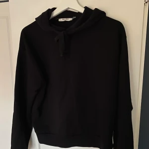 NAKD hoodie - Storlek xxs, använd 3-4 ggr!