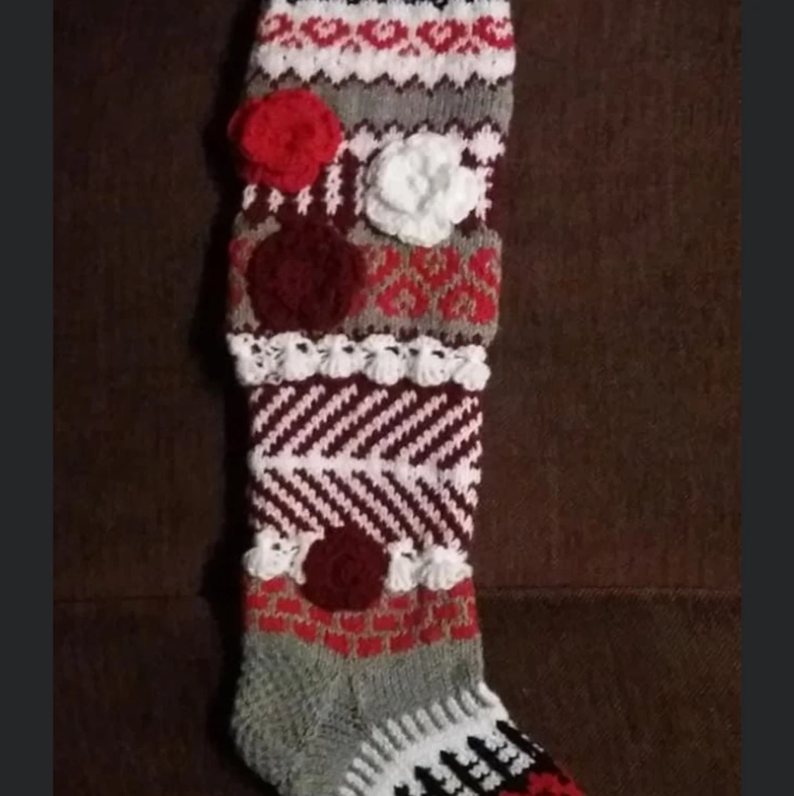 Mönsterstickade kneehigh sockor strlk 37-39 - 90