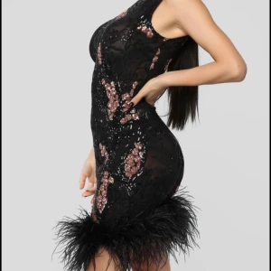 KNy klänning - Helt ny klänning i storlek XS. Köpt från fashionnova. Finns i limhamn och hämtas på plats! Endast swish betalning!   Står wj för postnords slarv! 