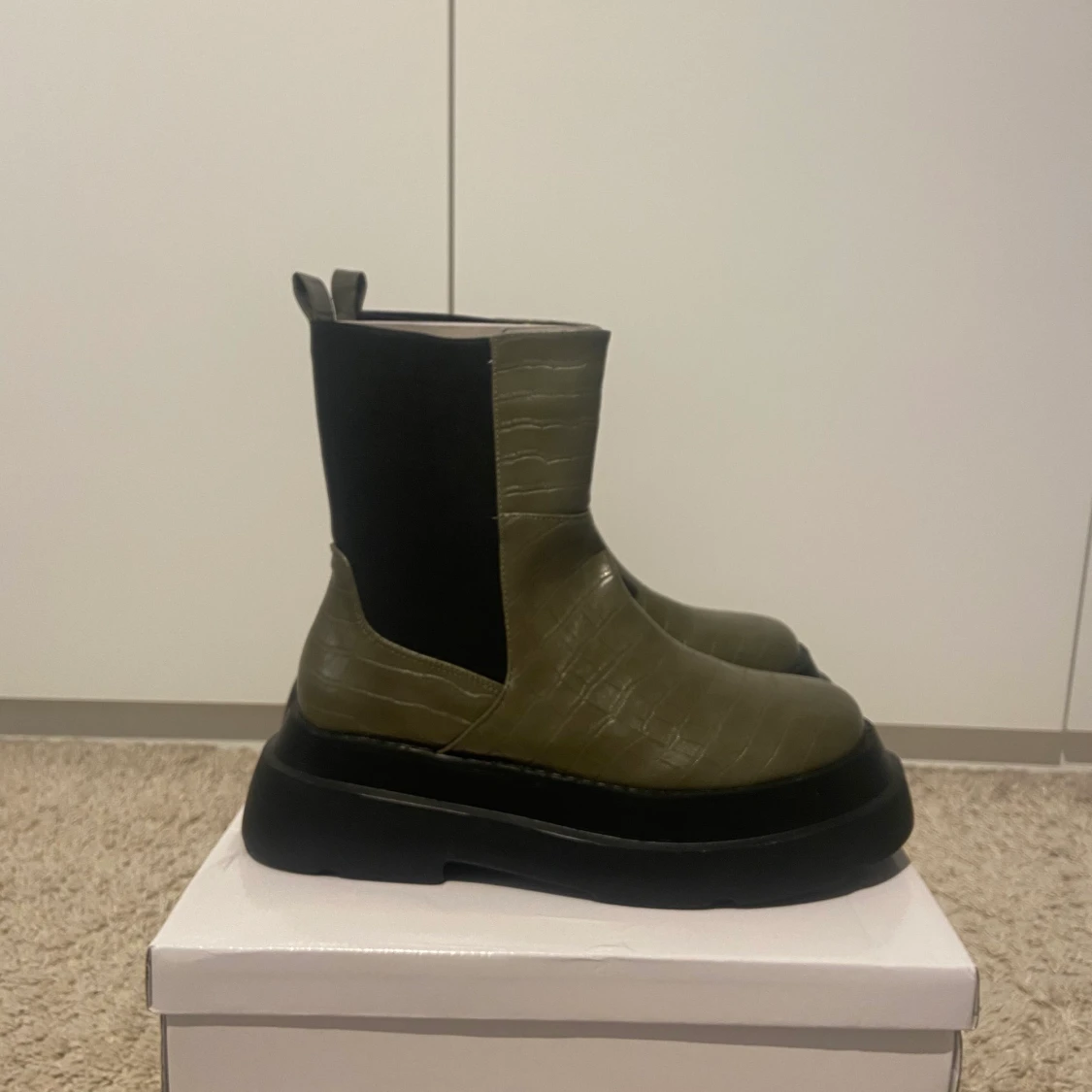 Gröna chunky boots