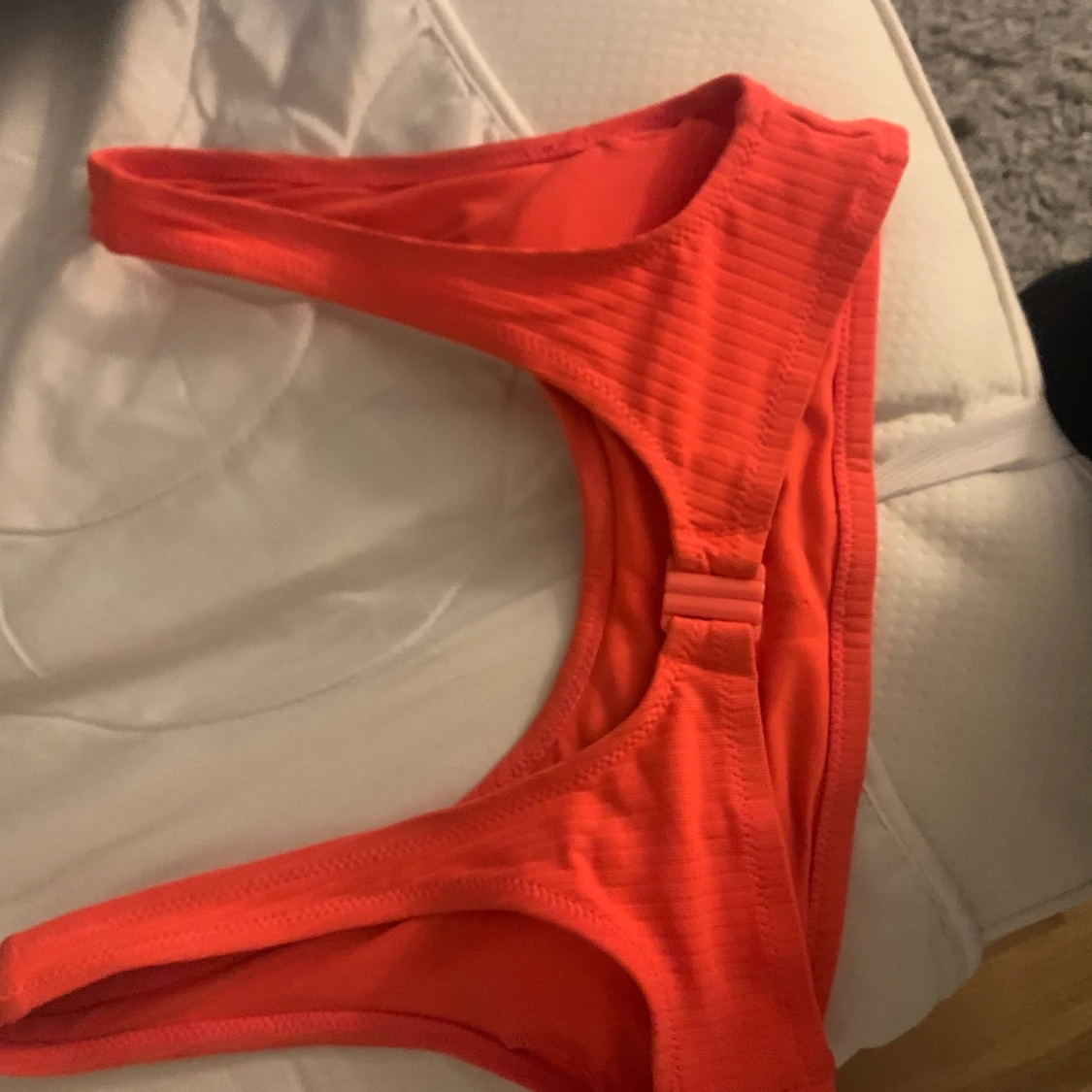 Neon bikinitopp! - 90