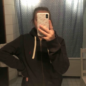  - Oversized Ralph lauren vintage hoodie  Köparen står för frakt 