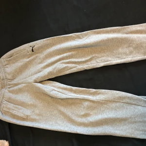 Puma mjukisar  - Gråa Puma mjukisar, bra kvalite 