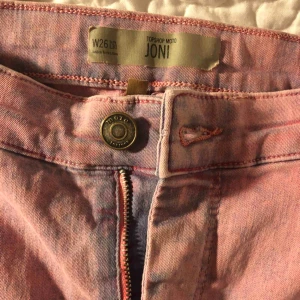  - Sköna stretchiga byxor. Mycket fint skick! 