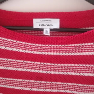  - Sååååå härlig och mjuk tröja! Men används för lite! Har använt den oversize med typ ett par jeans 