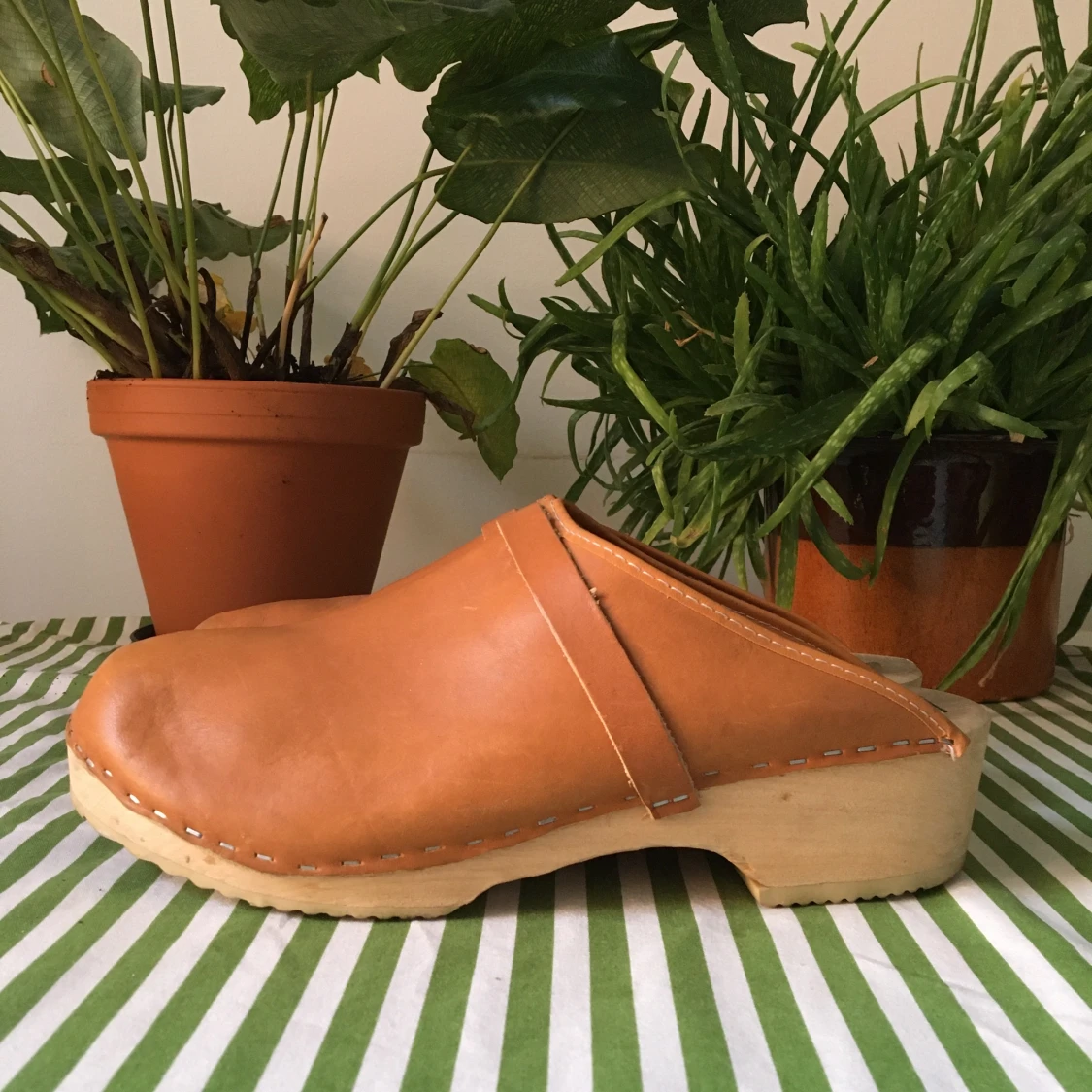 Light brown Swedish clogs - 90