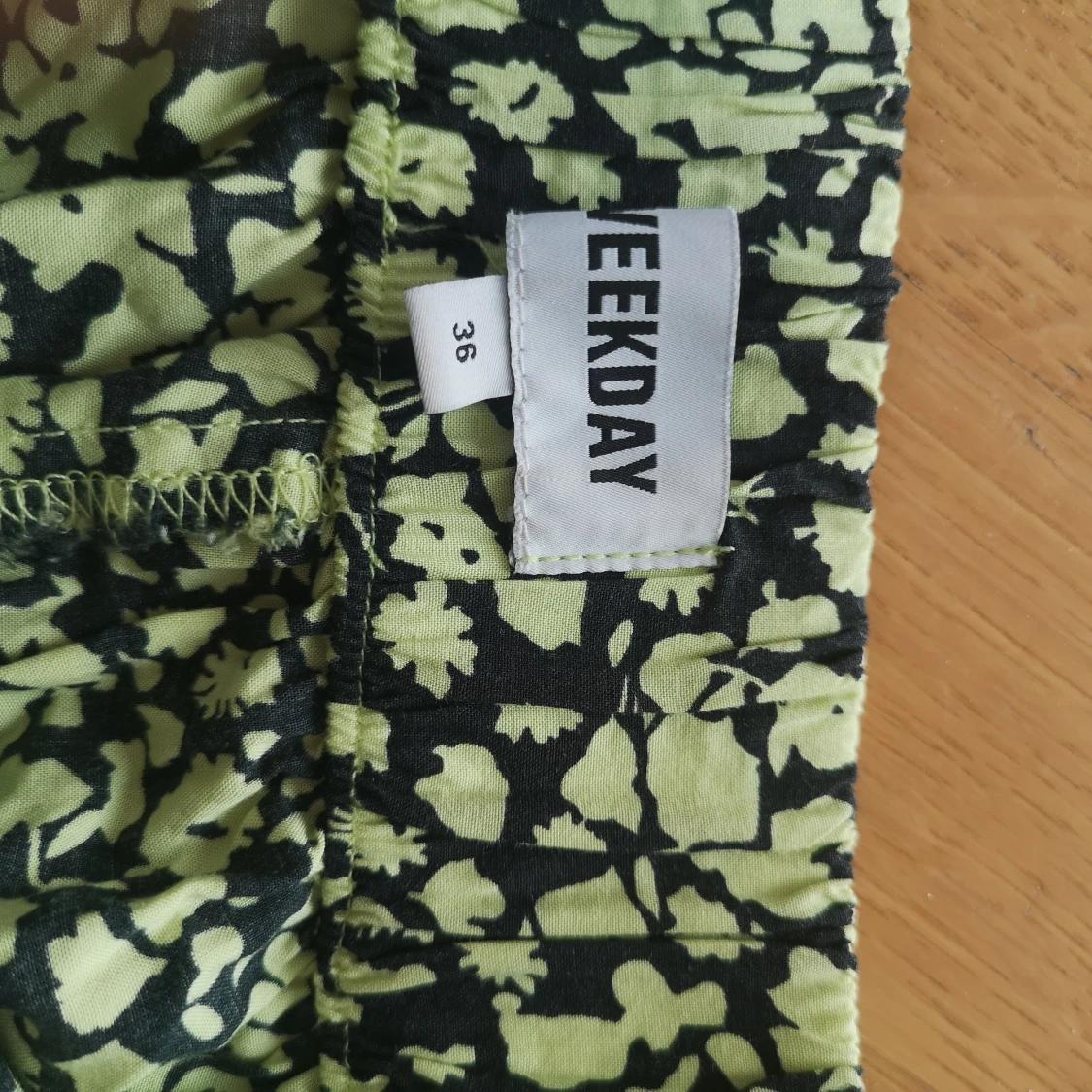 Weekday shorts kjol 36 - 91