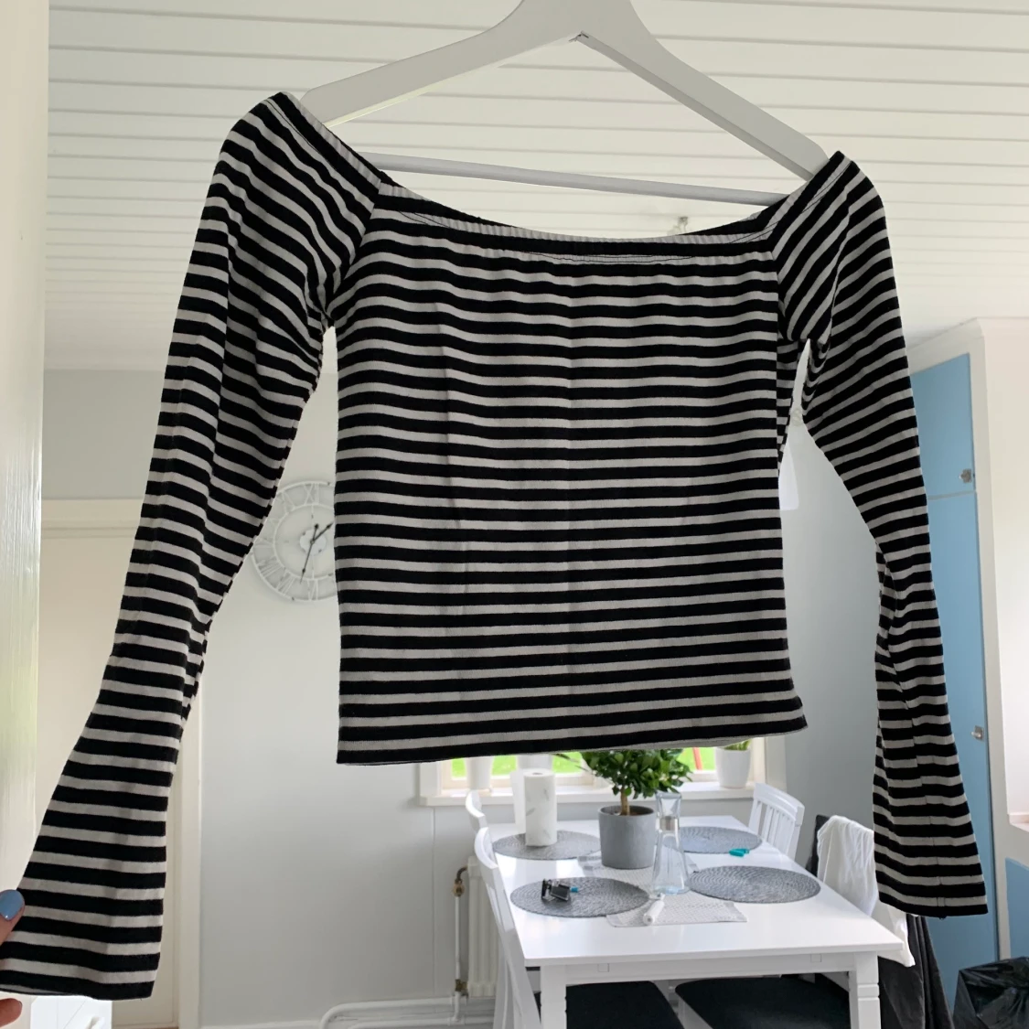 TRÖJA IFRÅN BIKBOK I STORLEK XS