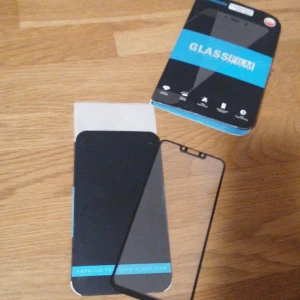 Glas till Huawei  - 1 bild: Huawei mate 20 lite 2:huawei 20 PRO  50kr/st köpare står för frakt 