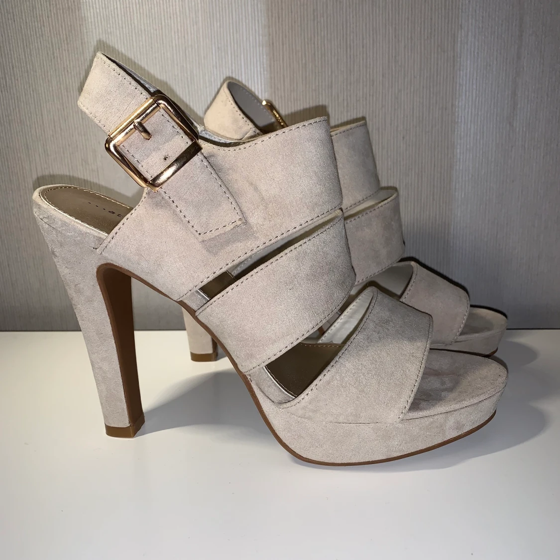 Klackar från din sko