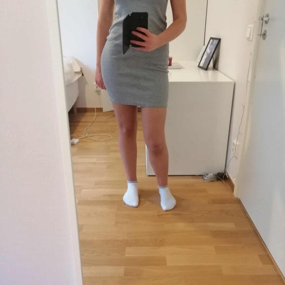 Basic grå linneklänning - 91