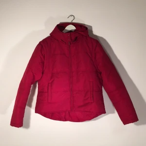  - Red coat with removable hood and arms