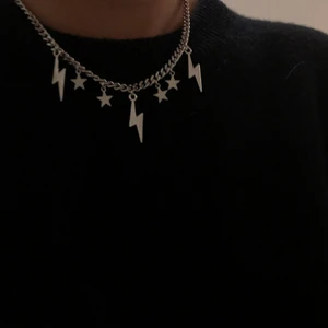 Kedjehalsband - Kedjehalsband, rostfritt stål. 135kr (inkl frakt) 🤍 Följ min Instagram för mer smycken: @alvas.z 