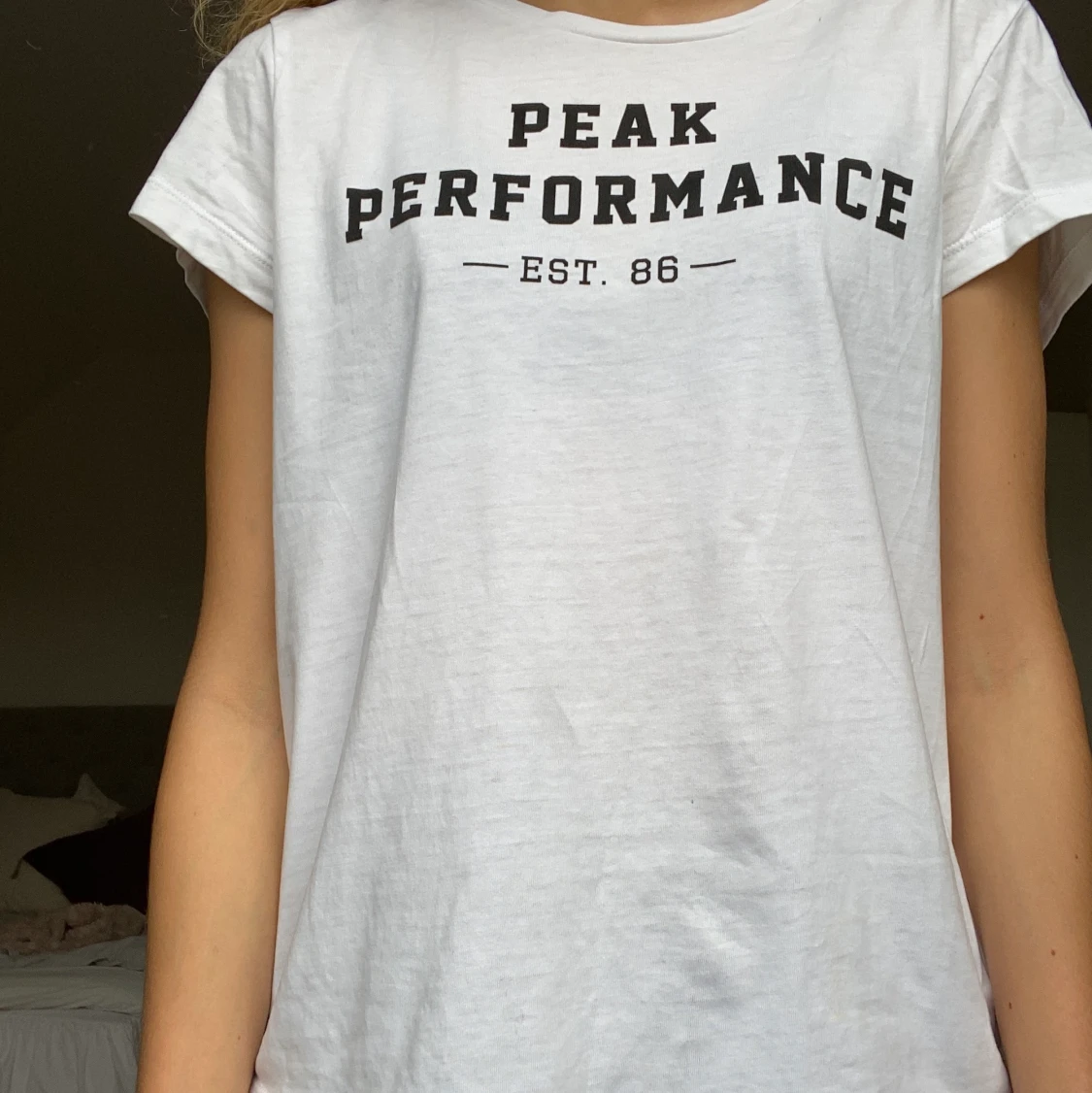 Peak performance t-shirt i storlek S - 90