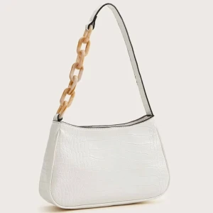 Trendig väska - Knappt använd väska i nyskick. 100kr, om flera är intresserade blir det budning. Frakten ingår inte i priset🥰