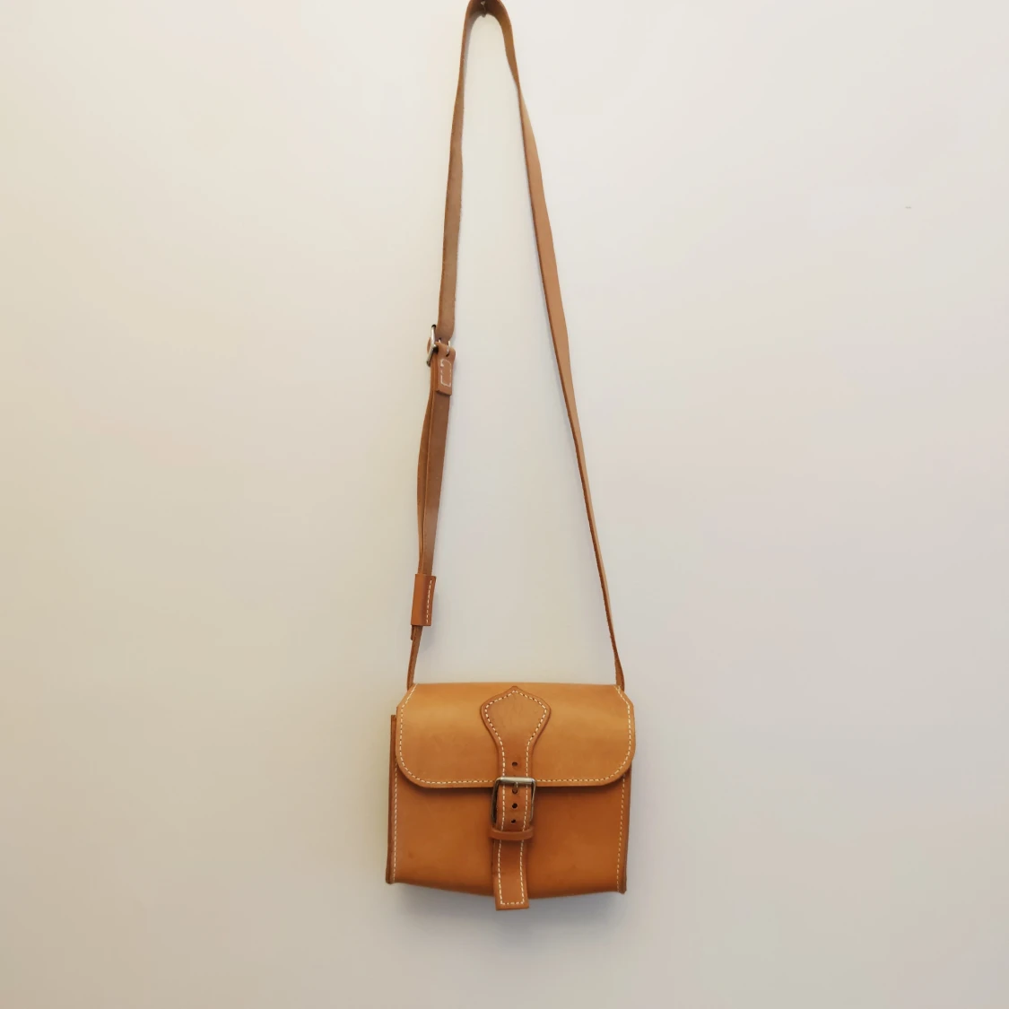 Handgjord väska i läder - 90