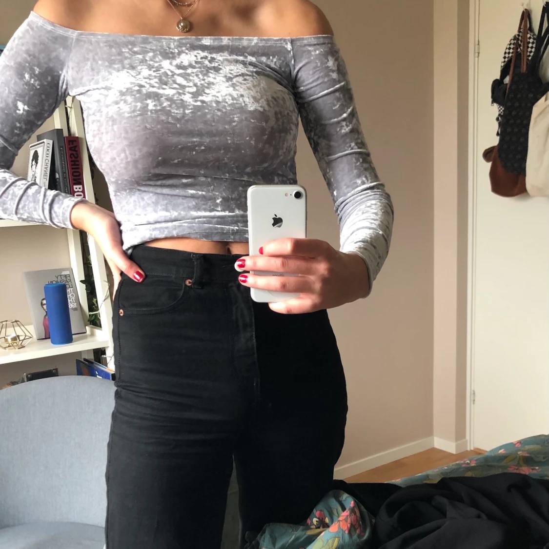 Off shoulder sammetströja - 90