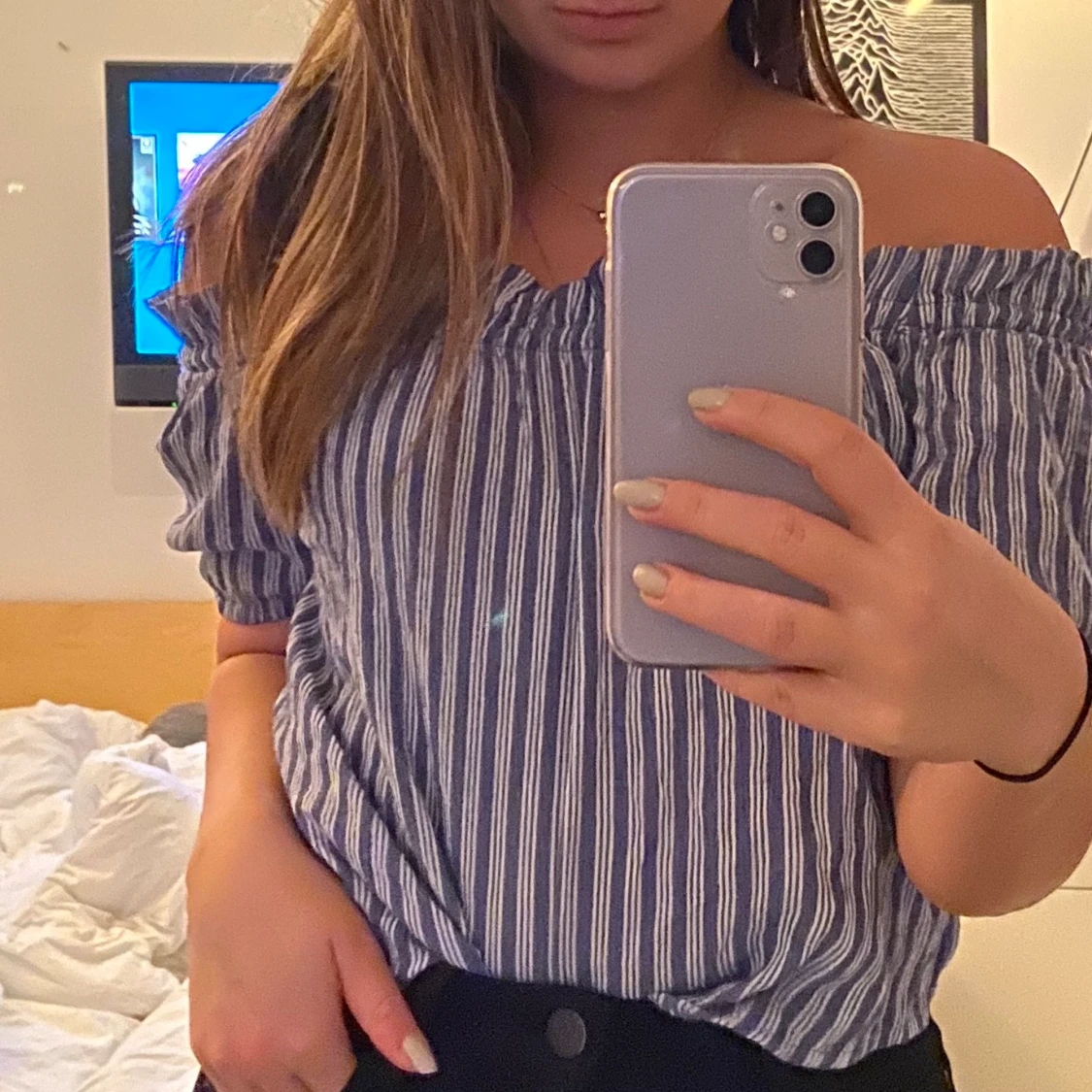 OFF-SHOULDER TOPP - 91