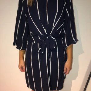 KLÄNNING - Klänning från Nelly💕 Storlek S/M