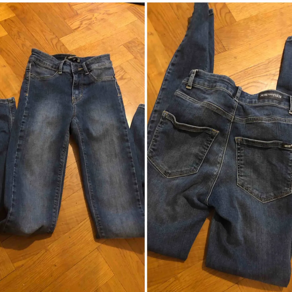 Jeans med hög midja, oanvända . Jeans & Byxor.