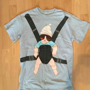  - The Hangover t-shirt Inklusive frakt 