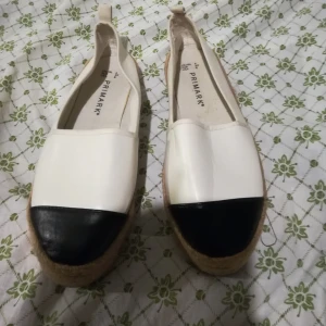  - Up Sommar skor. Skönna faktiskt, 